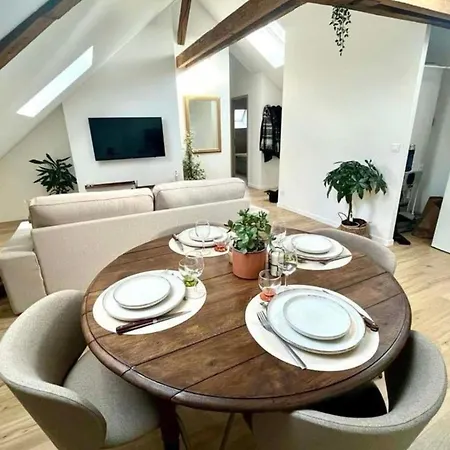 Le Repaire Des Halles